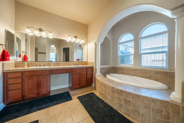 $629,900 | 723 Woodacre Drive, Redding, CA 96002