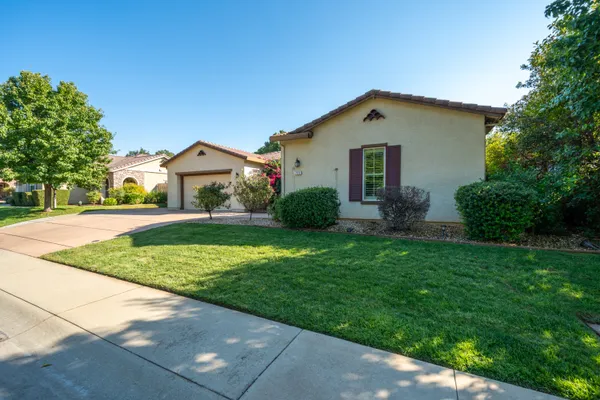 $609,900 | 723 Woodacre Drive, Redding, CA 96002