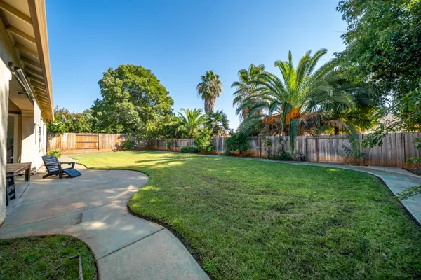 $609,900 | 723 Woodacre Drive, Redding, CA 96002