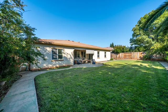 $629,900 | 723 Woodacre Drive, Redding, CA 96002