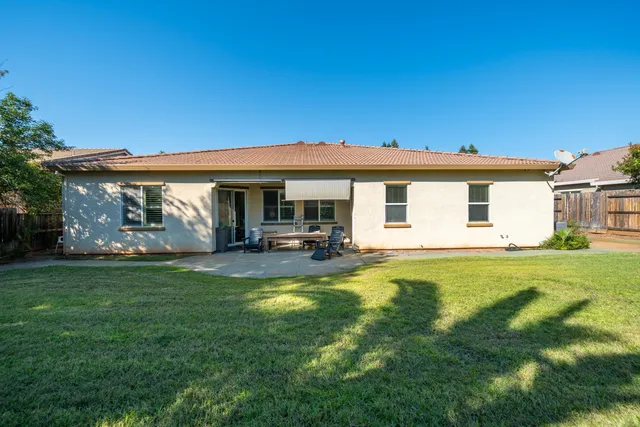 $629,900 | 723 Woodacre Drive, Redding, CA 96002