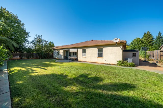 $629,900 | 723 Woodacre Drive, Redding, CA 96002