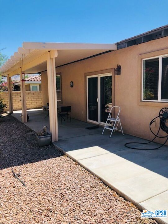 40 Shoreline Drive Rancho Mirage, CA 92270 - Photo 15 of 22 a building outdoor space with furniture