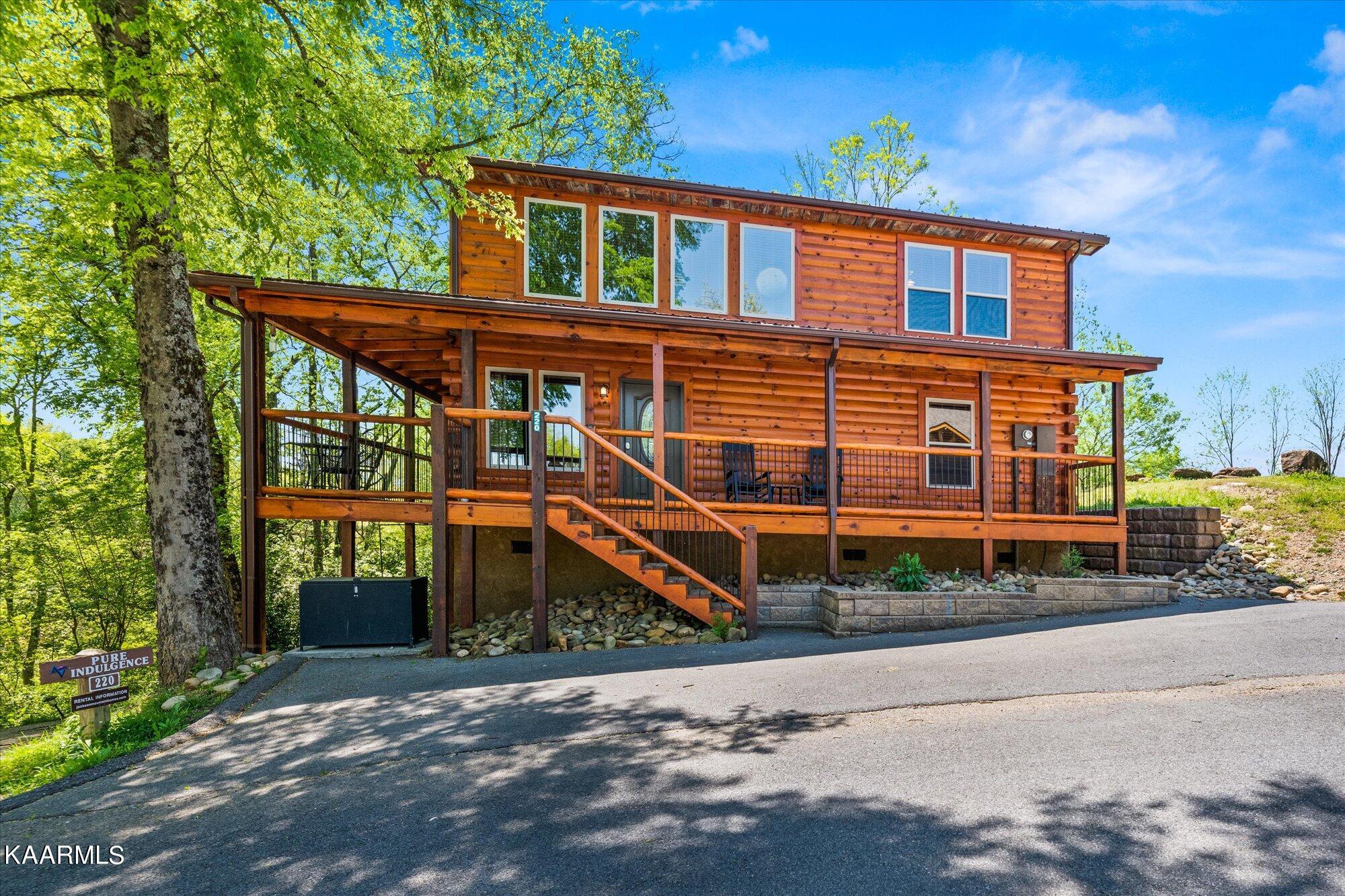 03-220-Alpine-Mountain-Way-Pigeon-Forge-