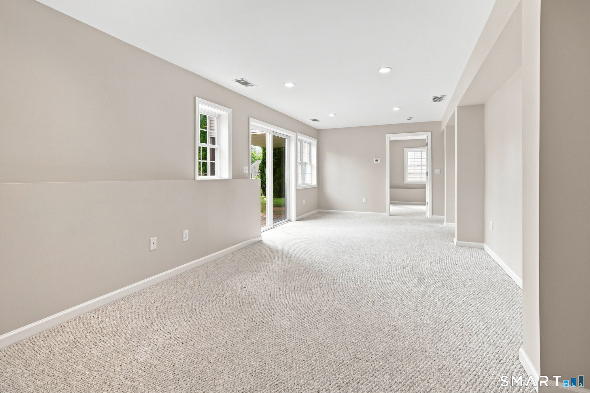 8 South Pond Road, Unit 8 Bloomfield, CT 06002 - Photo 31 of 40 Gallery Image 31