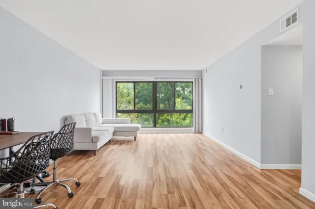 $140,000 | 7600 Roosevelt Boulevard, Unit 604, Philadelphia, PA 19152