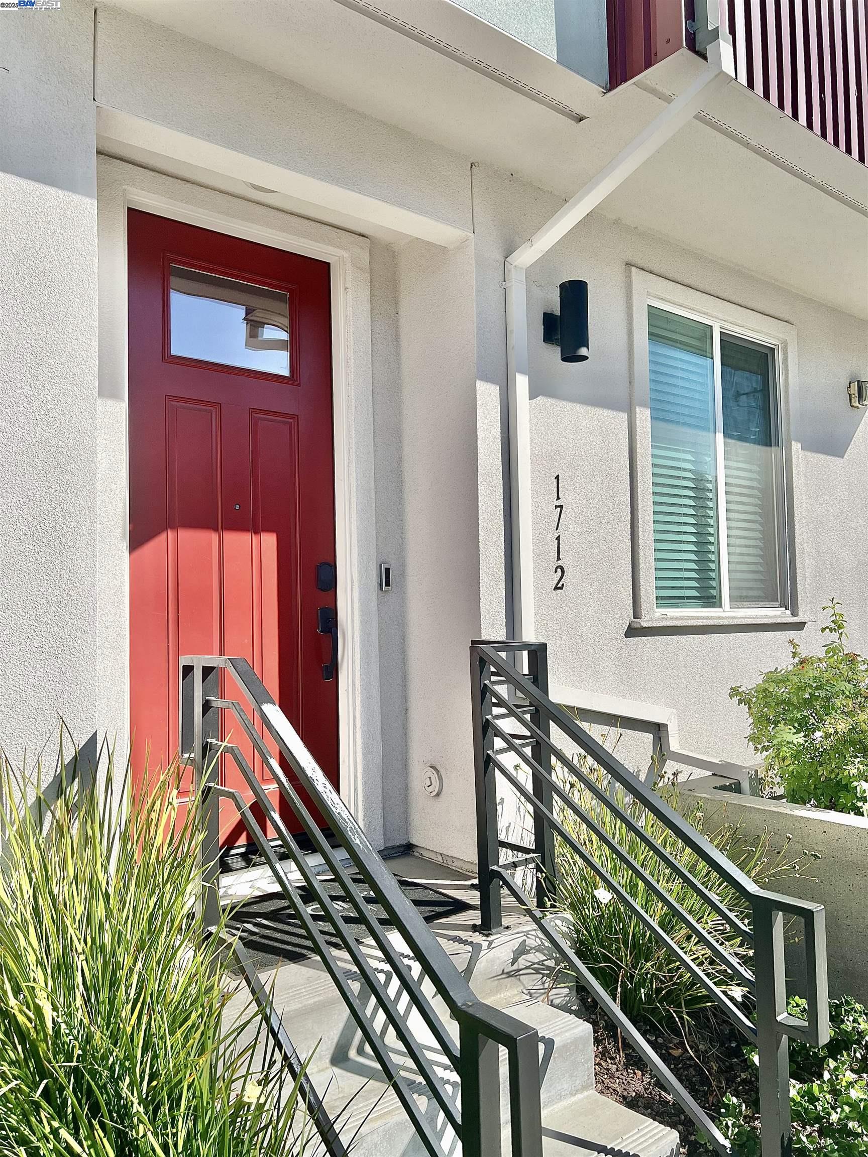 1712 17th Street Oakland, CA 94607 - Photo 1 of 31 a view of an chairs and table in the balcony