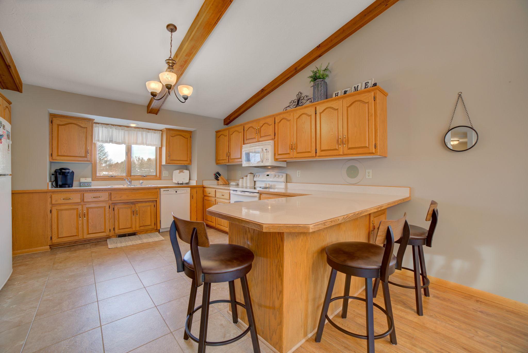 124 West Ridge Circle Mayer, MN 55360 - Photo 5 of 21 Gallery Image 5