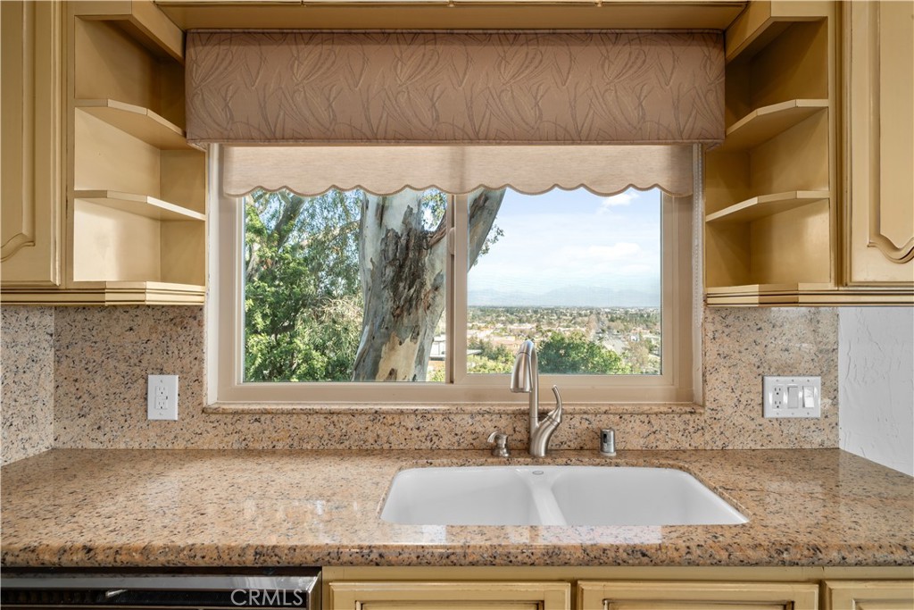 8533 Cl. Carabe Place Rancho Cucamonga, CA 91730 - Photo 8 of 40