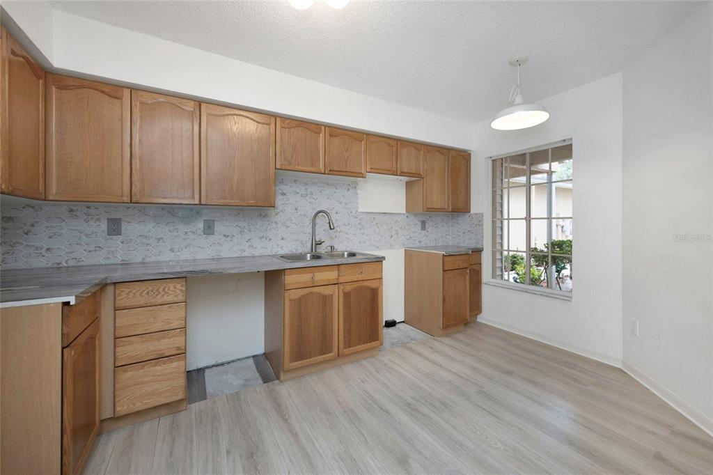 6980 Ulmerton Road, Unit 4E Largo, FL 33771 - Photo 11 of 23