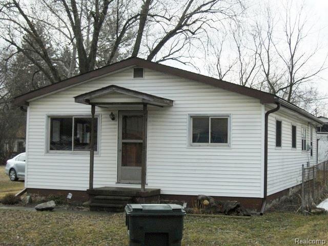 2876 Hartline Drive Rochester, MI 48309 - Photo 1 of 16 HPIM6453.jpg