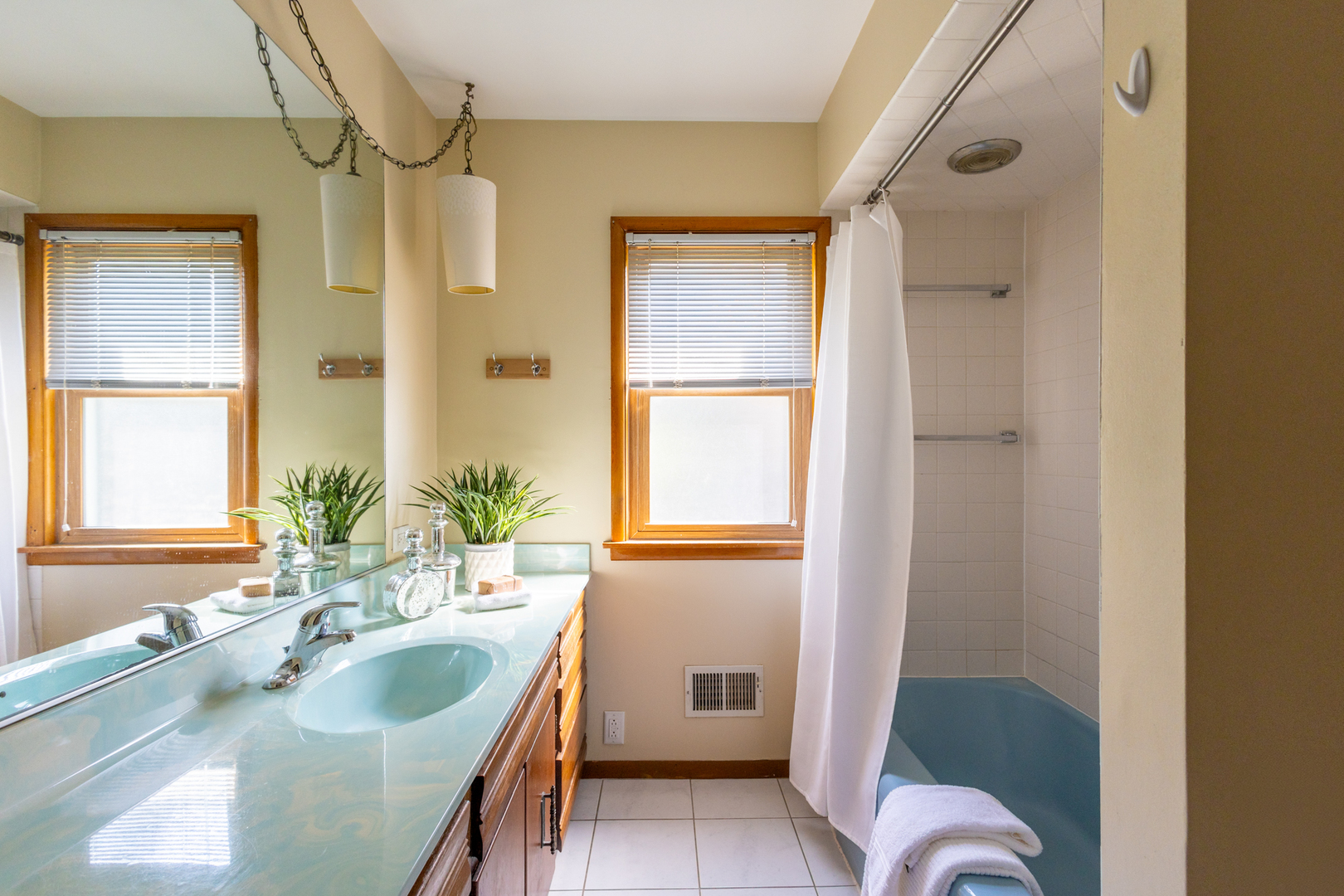 441 East Harrison Road Lombard, IL 60148 - Photo 11 of 29 Gallery Image 11