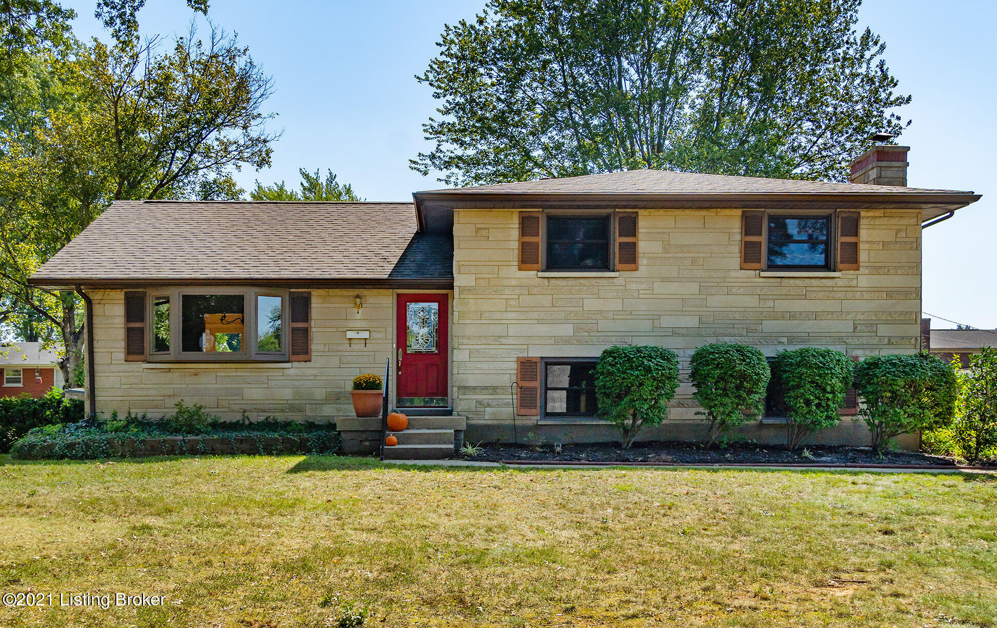 9103 Blowing Tree Road Louisville, KY 40220 - Photo 1 of 50 9103-Blowing-Tree-Rd-20211001_001