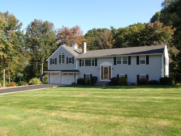 21 Cynthia Road Canton, MA 02021 - Photo 1 of 12 Gallery Image 1