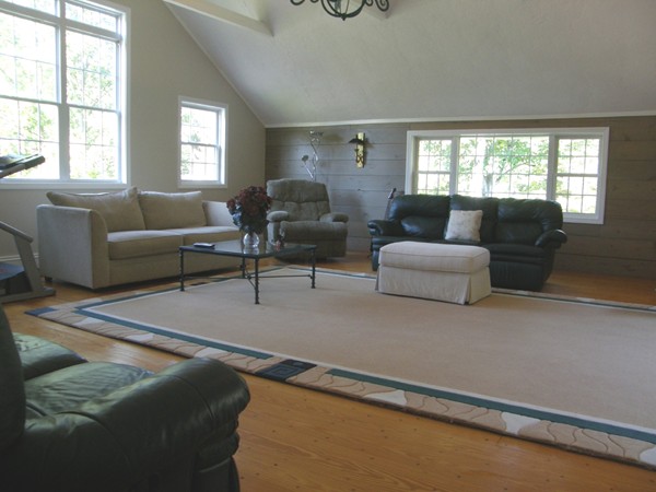 21 Cynthia Road Canton, MA 02021 - Photo 5 of 12 Gallery Image 5