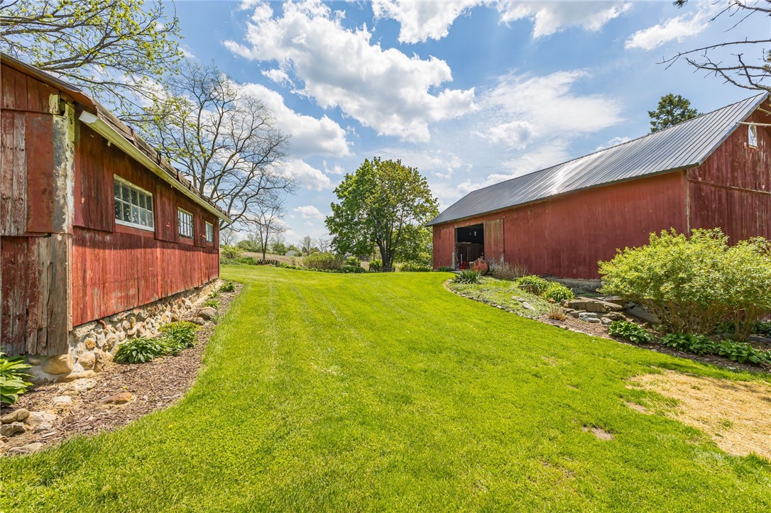 5660 Nott Road Canandaigua, NY 14424 - Photo 6 of 47