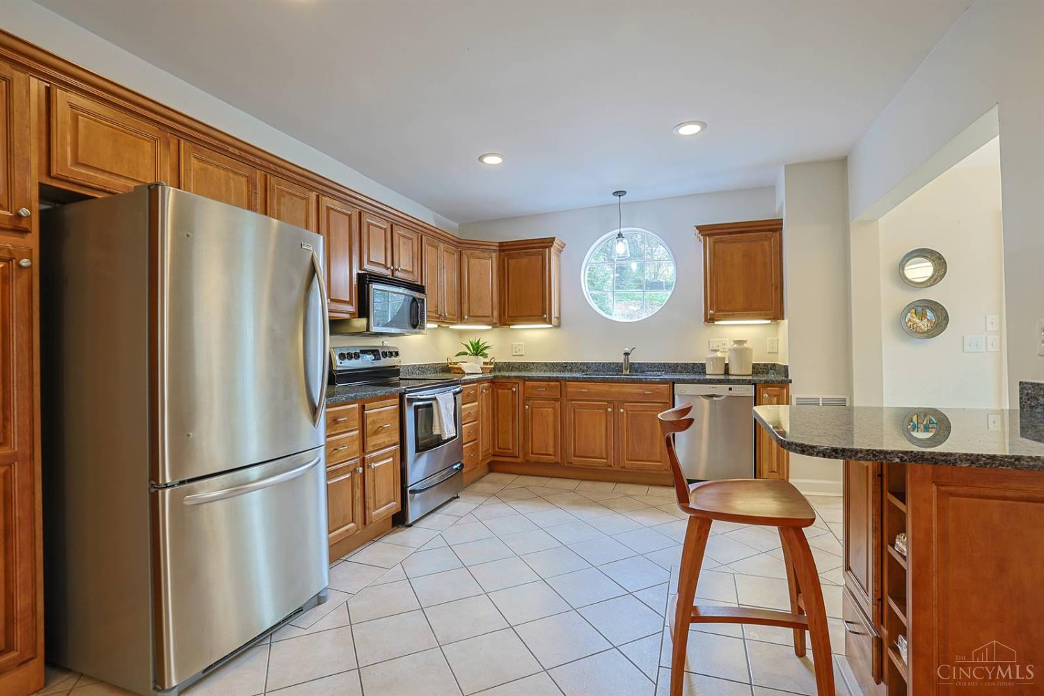 416 Torrence Court Cincinnati, OH 45202 - Photo 15 of 44