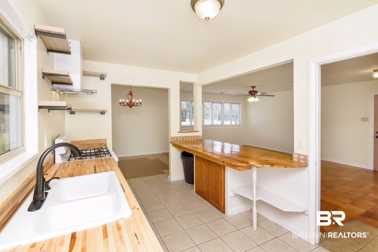4204 Cottage Hill Road Mobile, AL 36609 - Photo 17 of 34