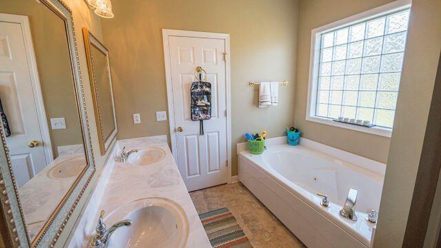 1249 Meeks Cemetery Road Burns, TN 37029 - Photo 12 of 20 Tons of natural light in this master bathroom!