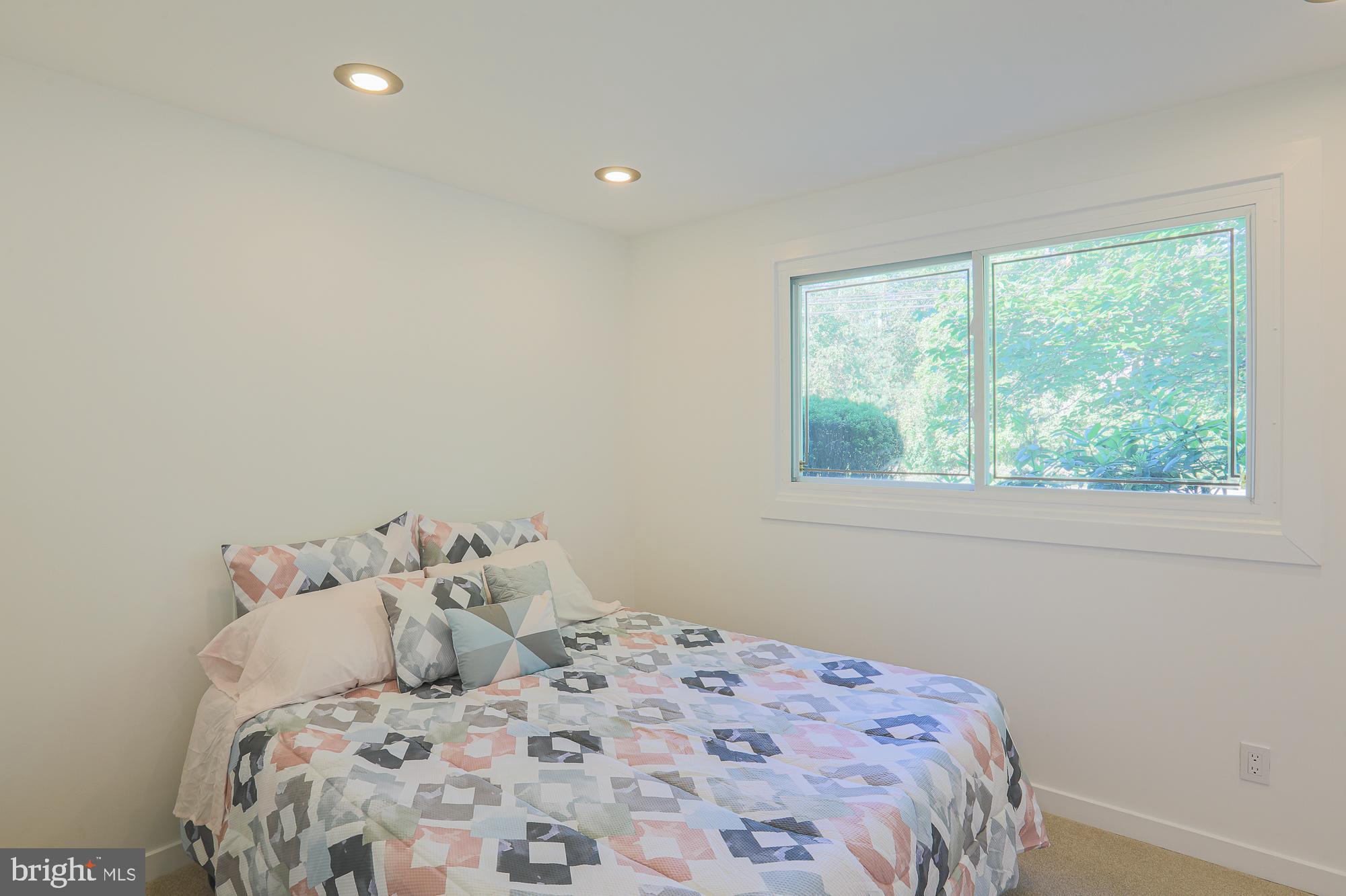8315 Stevenson Road Baltimore, MD 21208 - Photo 31 of 62 First floor bedroom with bath