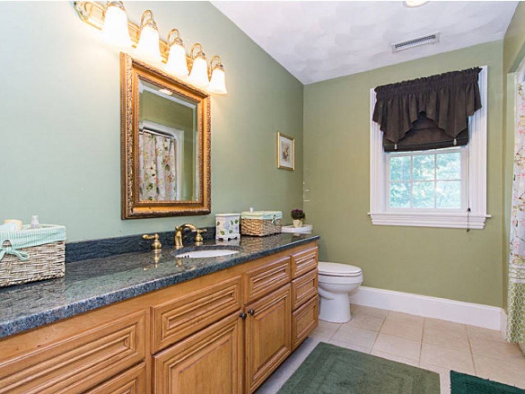 32 Koper Lane Pelham, NH 03076 - Photo 25 of 30 Gallery Image 25