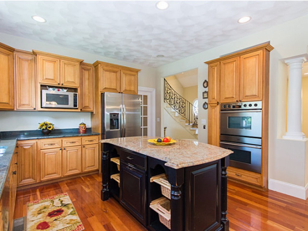 32 Koper Lane Pelham, NH 03076 - Photo 4 of 30 Gallery Image 4