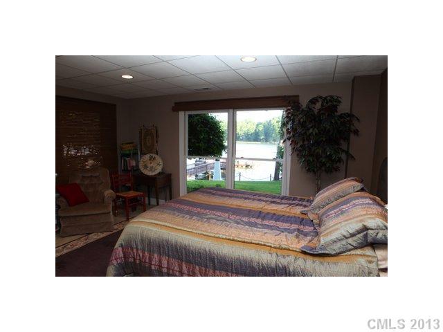 384 Oak Tree Road Mooresville, NC 28117 - Photo 13 of 16 Gallery Image 13