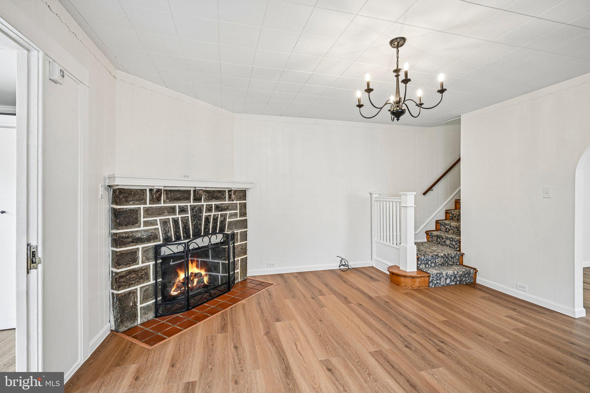 415 Sagamore Road Havertown, PA 19083 - Photo 6 of 34