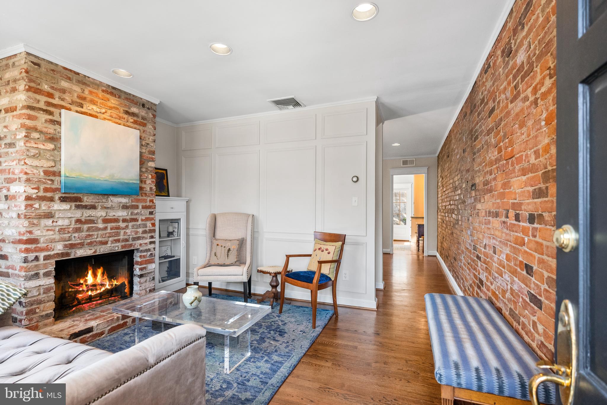 1342 27th Street Northwest Washington, DC 20007 - Photo 3 of 29 Living room