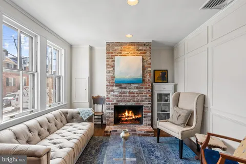 $1,200,000 | 1342 27th Street Northwest, Washington, DC 20007