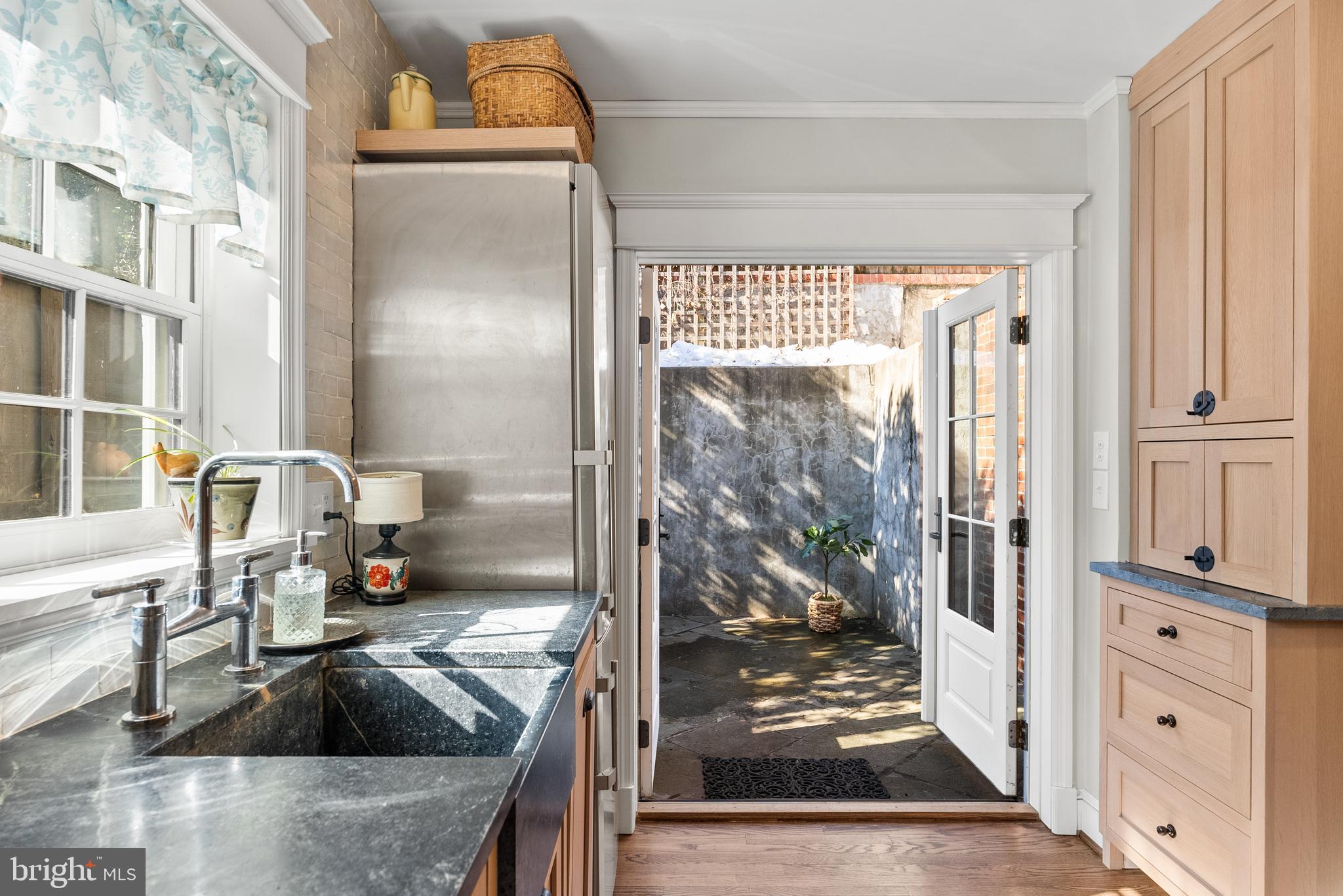 1342 27th Street Northwest Washington, DC 20007 - Photo 10 of 29 Kitchen