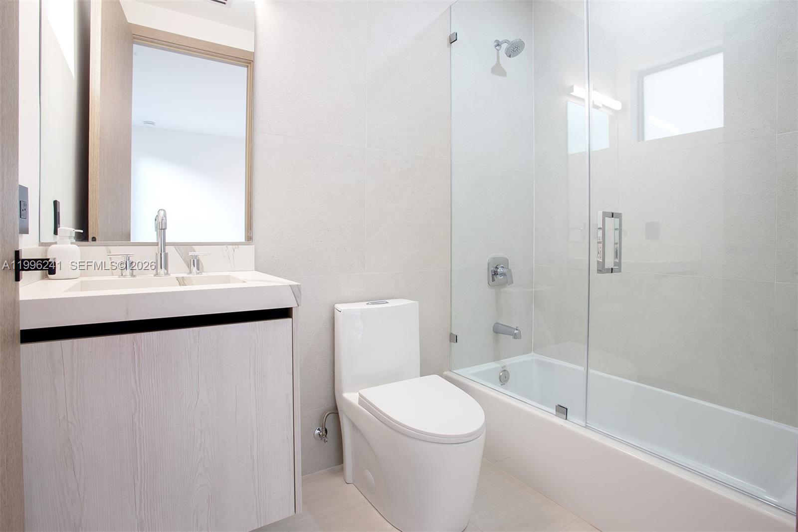 420 Southwest 15th Road, Unit 420 Miami, FL 33129 - Photo 38 of 48
