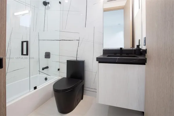 $20,000 | 420 Southwest 15th Road, Unit 420, Miami, FL 33129
