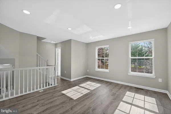 $3,200 | 22989 Whitehall Terrace, Sterling, VA 20166