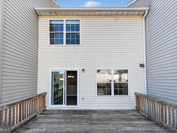 $3,200 | 22989 Whitehall Terrace, Sterling, VA 20166