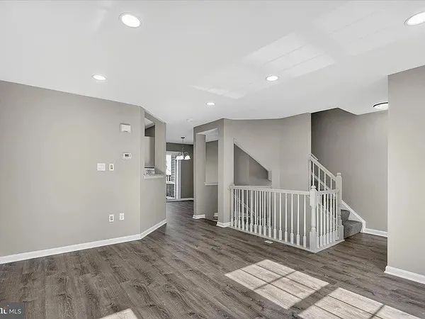 $3,200 | 22989 Whitehall Terrace, Sterling, VA 20166