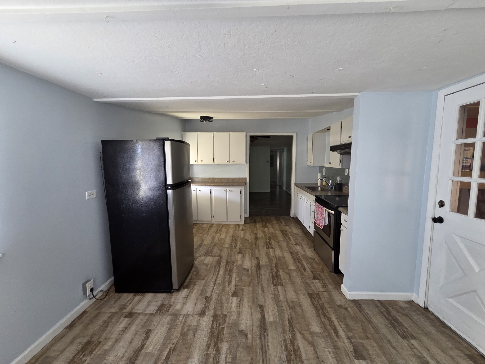 65 Anthony Mill Road Tullahoma, TN 37388 - Photo 21 of 43 a view of a kitchen from the hallway