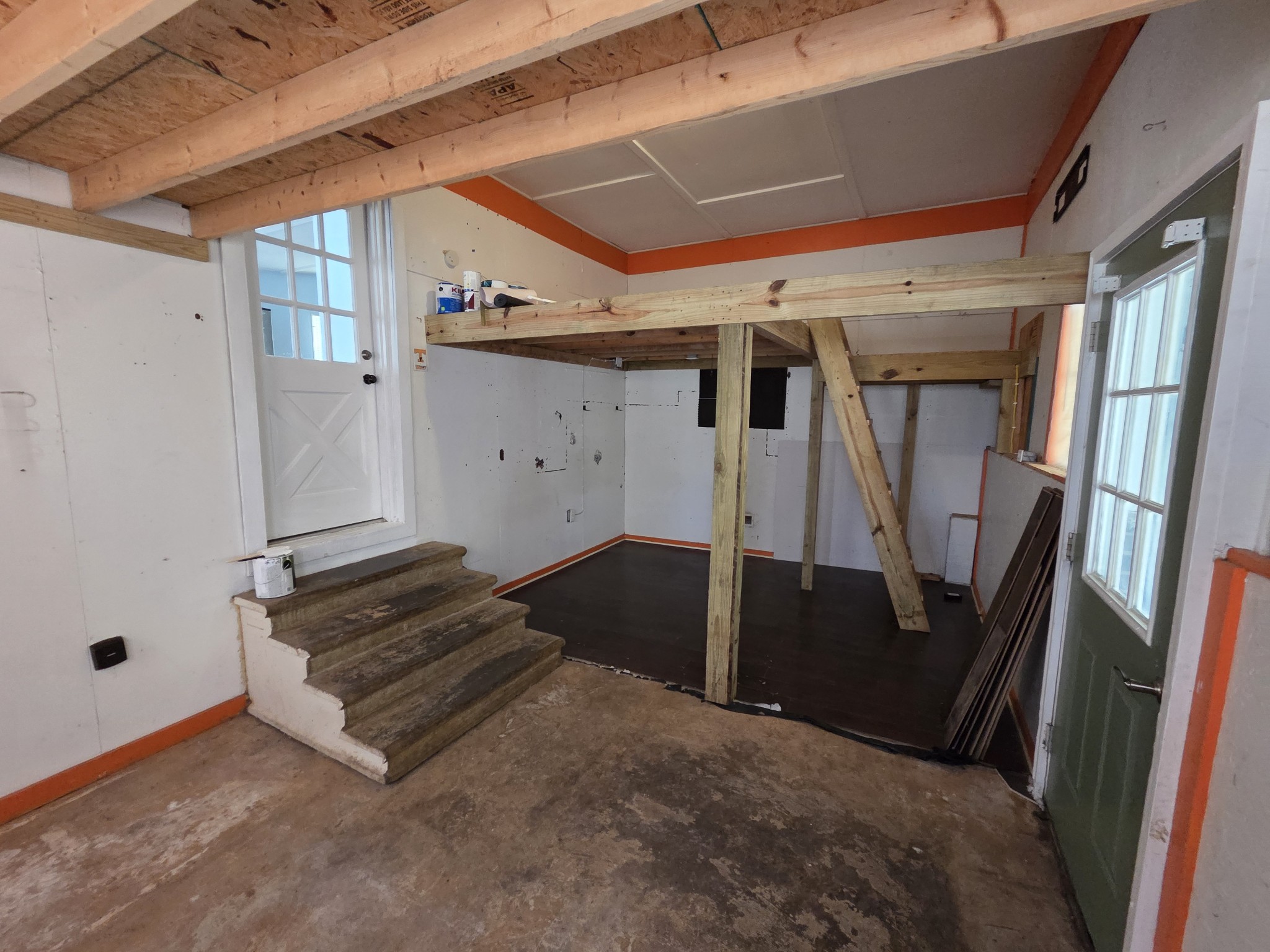 65 Anthony Mill Road Tullahoma, TN 37388 - Photo 43 of 43 a view of a hallway with stairs