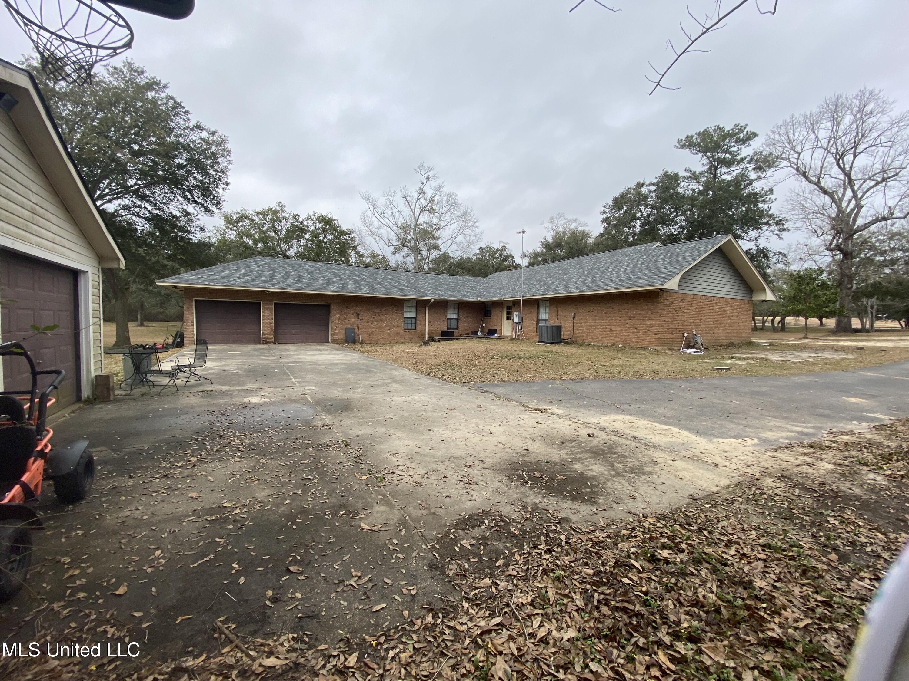 26241 West Maple Road Pass Christian, MS 39571 - Photo 6 of 20 IMG_5642