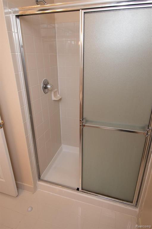 1746 Deepwood Circle, Unit 82 Rochester, MI 48307 - Photo 17 of 20