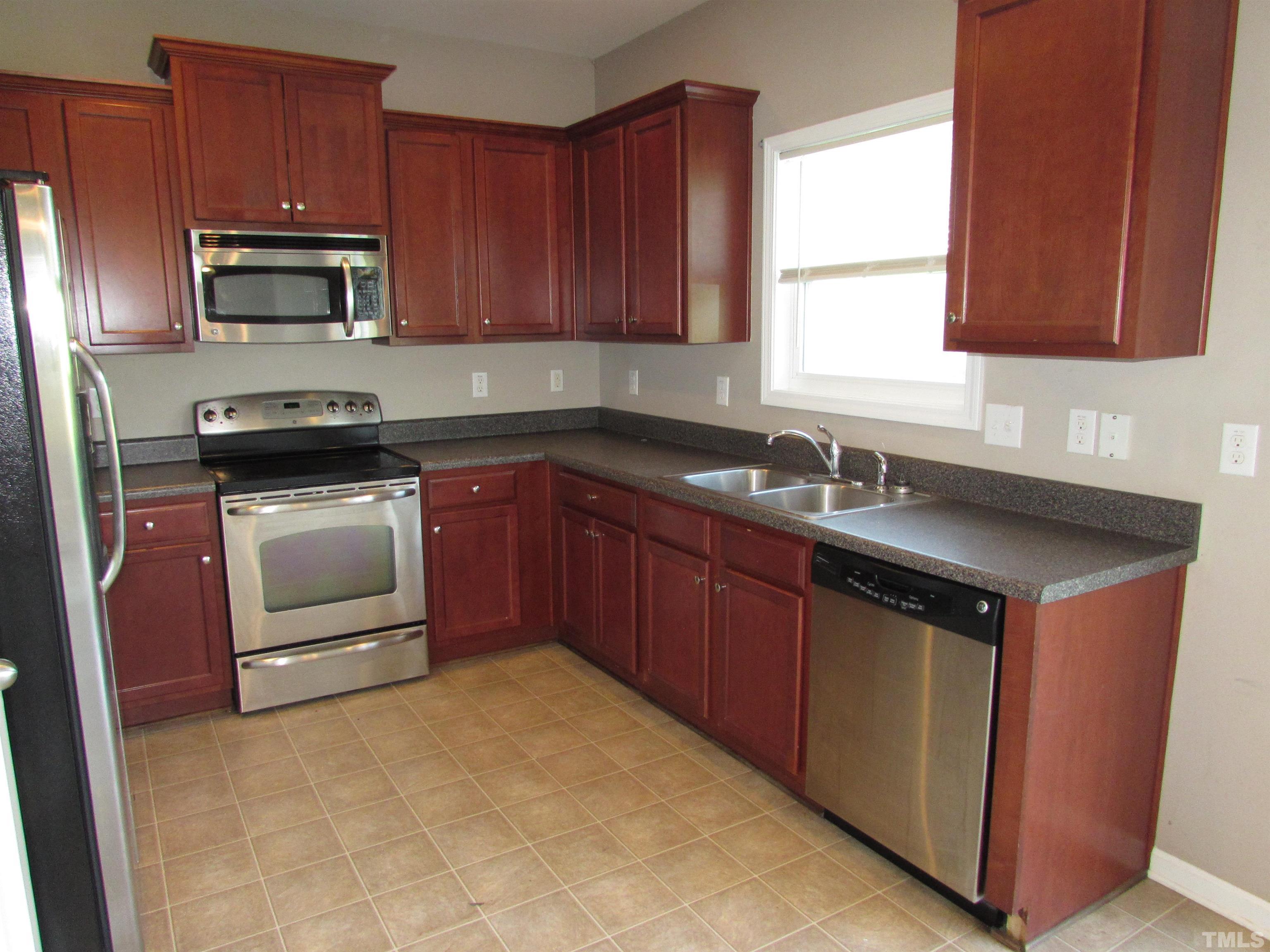 4821 Kitledge Drive Raleigh, NC 27610 - Photo 8 of 27