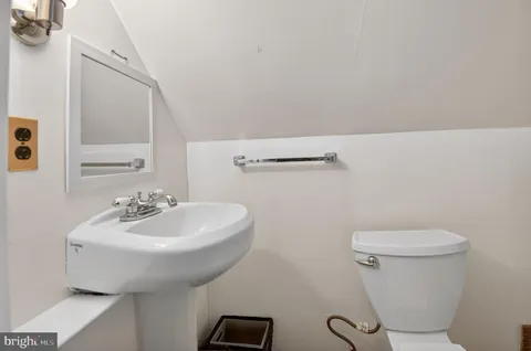 $549,000 | 6105 43rd Street, Riverdale, MD 20737