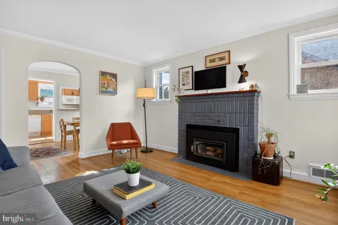 $549,000 | 6105 43rd Street, Riverdale, MD 20737