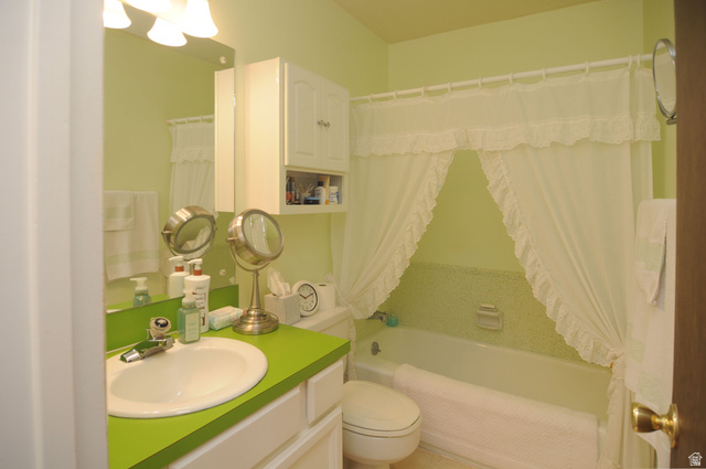 1167 Deerfield Drive Centerville, UT 84014 - Photo 15 of 24