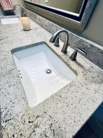 $599,900 | 164 West Waterwood Drive, Brandon, MS 39047