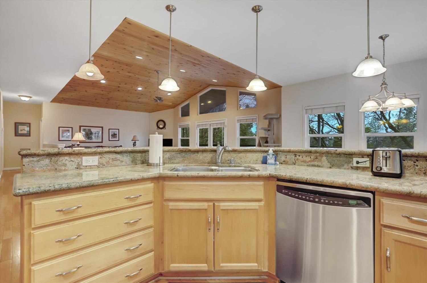 17036 Alice Way Grass Valley, CA 95949 - Photo 17 of 58