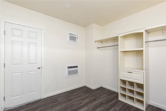 $1,830 | 8564 Shady Pines Drive, Las Vegas, NV 89143