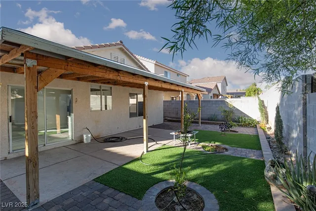 $1,830 | 8564 Shady Pines Drive, Las Vegas, NV 89143