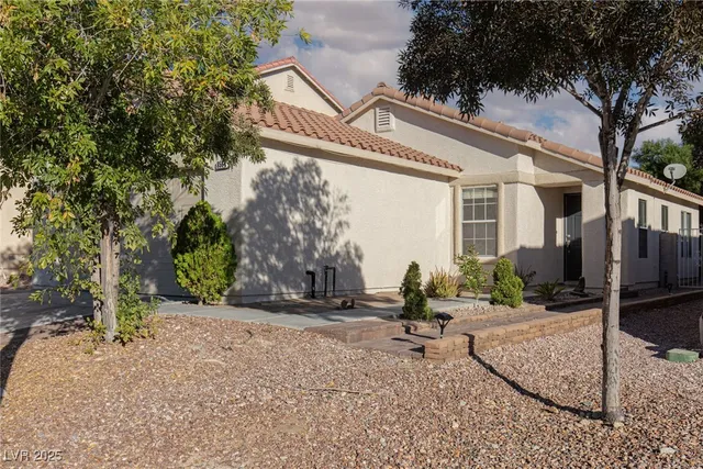 $1,830 | 8564 Shady Pines Drive, Las Vegas, NV 89143