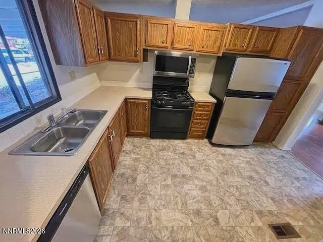 $2,200 | 1093 Fleetwood Avenue, Carson City, NV 89701